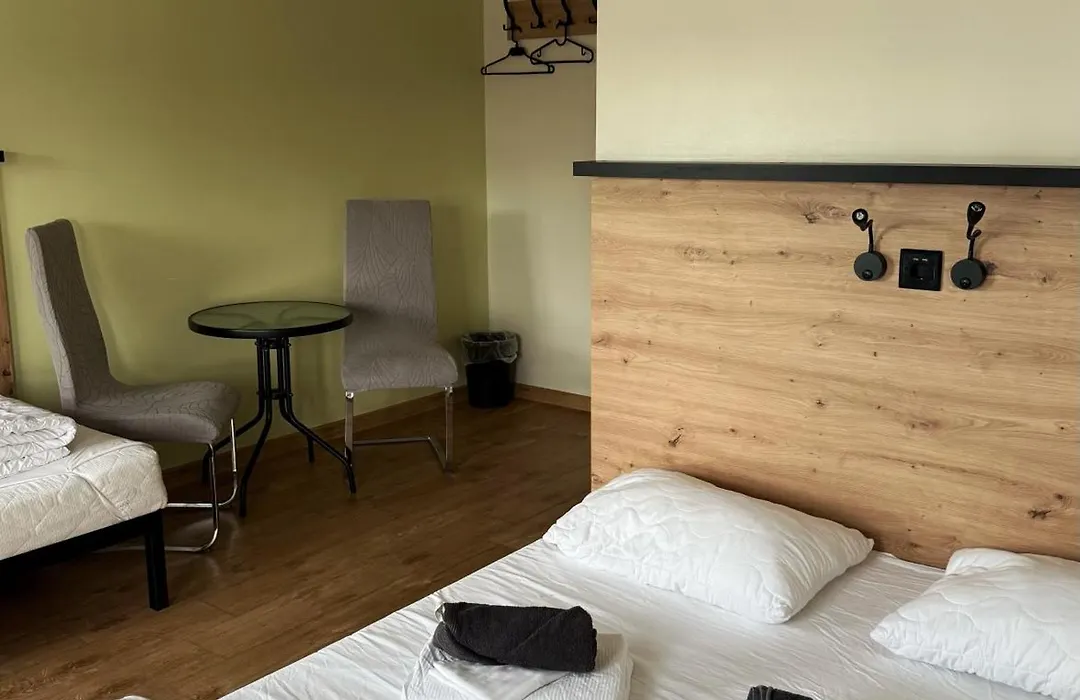 Foka Hostel-1